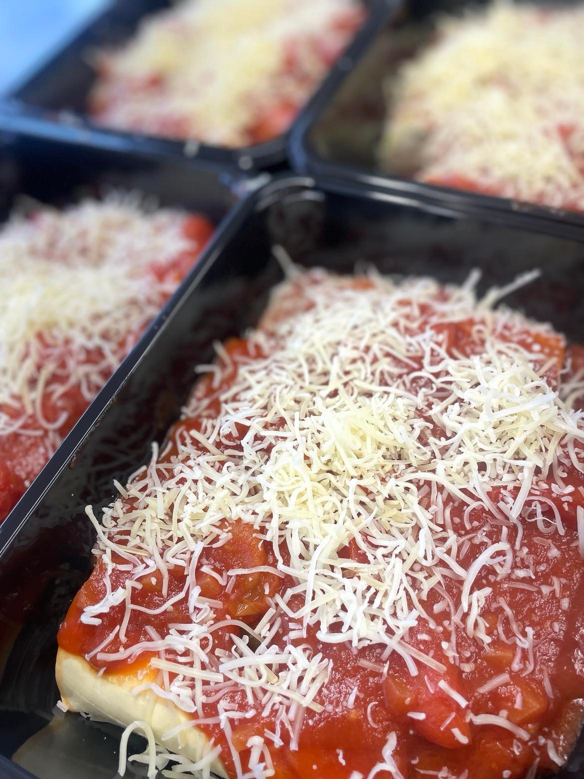 Cannelloni met ricotta, spinazie en tomatensaus
